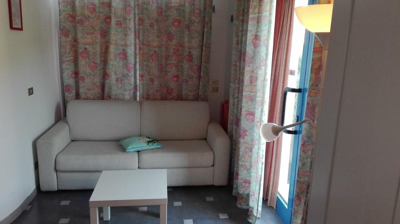 莫诺波利La Rosa Di Rebecca住宿加早餐旅馆 外观 照片